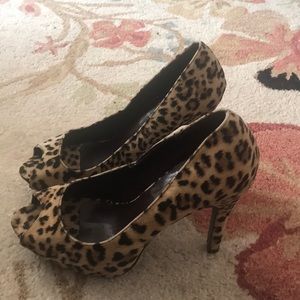 Leopard print platform stilettos size 7